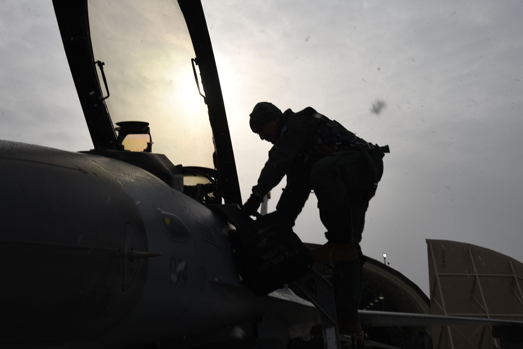 U.S. Air Force Lt. Gen. Scott “Rolls” Pleus, 7th Air Force commander, prepares to depart in an F-16 Fighting Falcon, at Kunsan Air Base, Republic of Korea, Jan. 26, 2023. Gen. Pleus participated in a ‘quick-swap’ where an aircraft lands, receives minor maintenance and prepares to launch again within a short time-frame. (U.S. Air Force photo by Tech. Sgt. Timothy Dischinat)