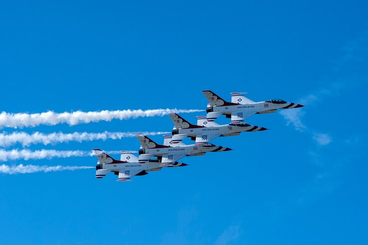 VIRGINIA BEACH, Va. (Sept. 21, 2019) The U.S. Air Force Thunderbirds Flight Demonstration Squadron fly in formation above NAS Oceana during the 2019 Air Show. The 2019 Air Show is the 60th annual airshow held onboard the installation. U.S. Navy photo by Mass Communication Specialist 1st Class Abraham Essenmacher/Released)