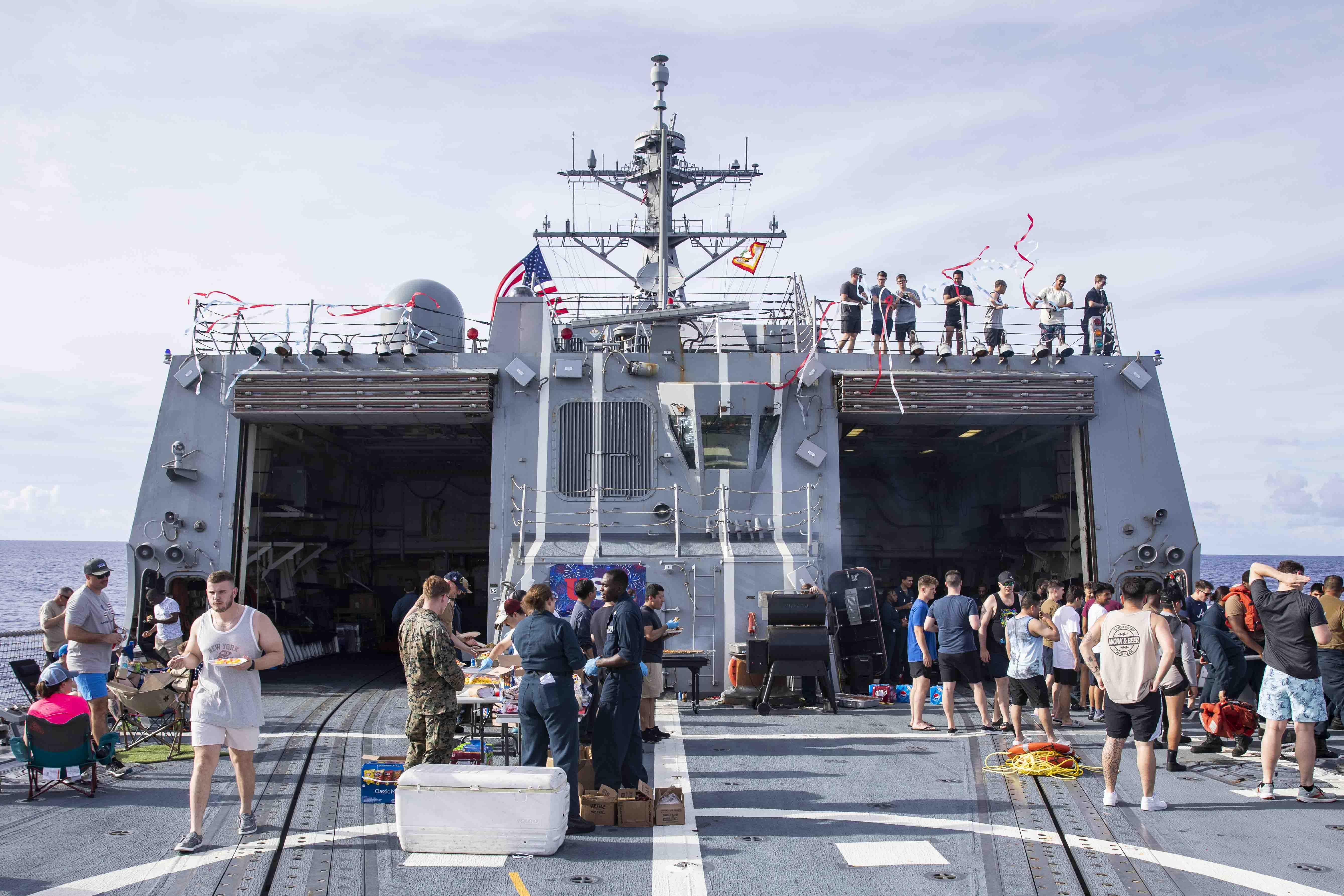 PS23408 Navy main image 0