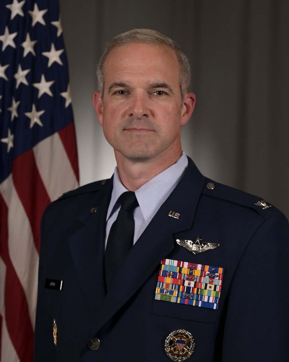 official photo of Col. Kaveri T. Crum