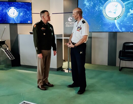  USSPACECOM Commander returns to the European theater to strengthen space cooperation
