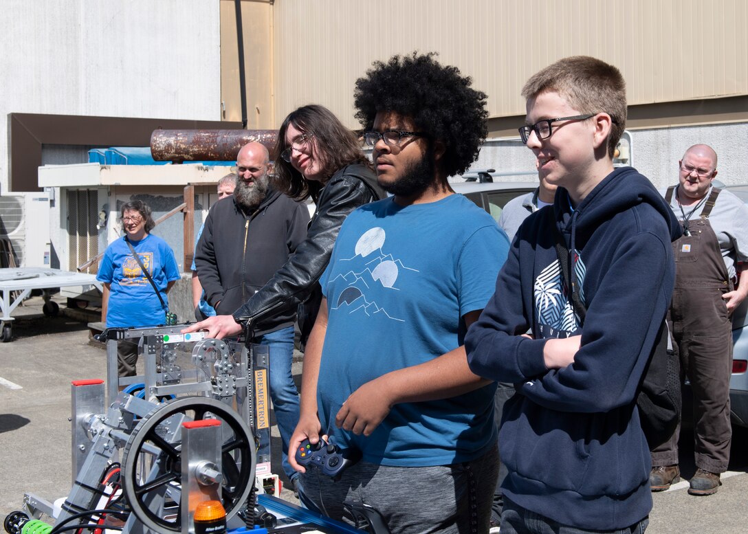 Bremerton High School Robotics Club visits TRFB.