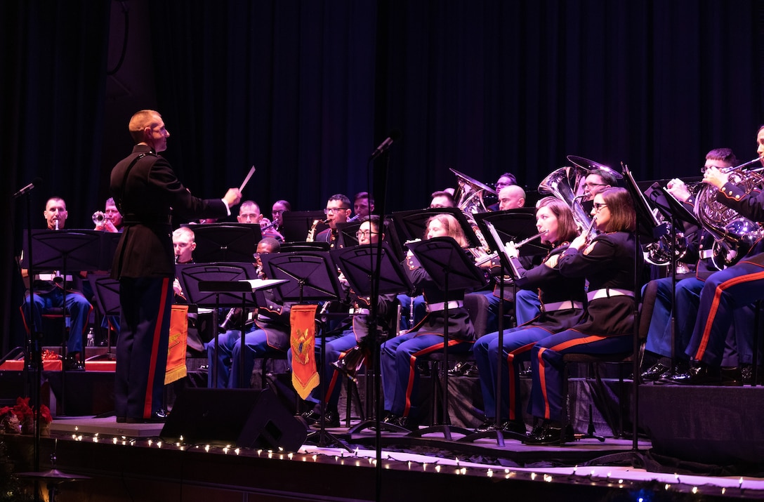 U.S. Marines with 2nd Marine Aircraft Wing (MAW) Band play music during a Christmas concert at Marine Corps Air Station Cherry Point, North Carolina, Dec. 9, 2022. The event was open to the public and was 2nd MAW Band’s first Christmas concert since 2019 due to COVID-19 restrictions. 2nd MAW is the aviation combat element of II Marine Expeditionary Force. (U.S. Marine Corps photo by Staff Sgt. Theodore Bergan)