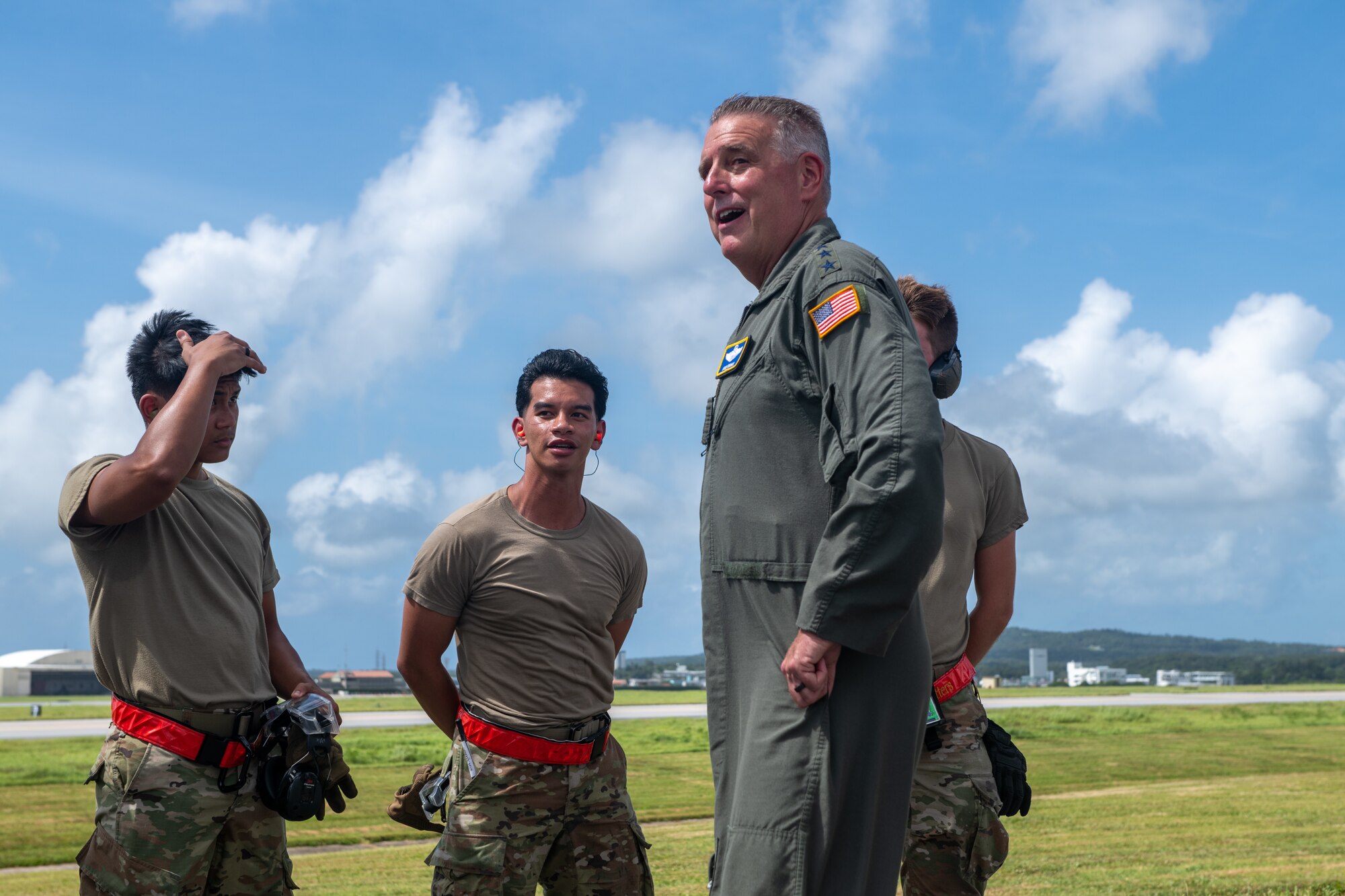 Four star general talks to maintainers