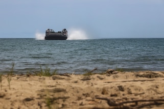 U.S. Navy Landing Craft Air Cushion (LCAC) 88 approaches a beach in Coveñas, Colombia, July 8, 2023, during a beach landing exercise for UNITAS LXIV.