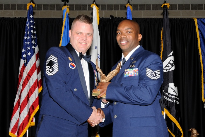 CMSgt Ronnie Woods