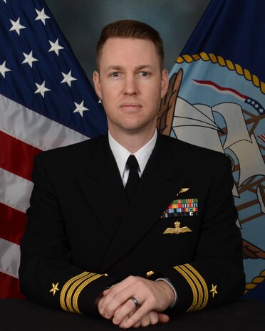 Official photo of CDR Joshua Overn, executive officer, NAS Whidbey Island.