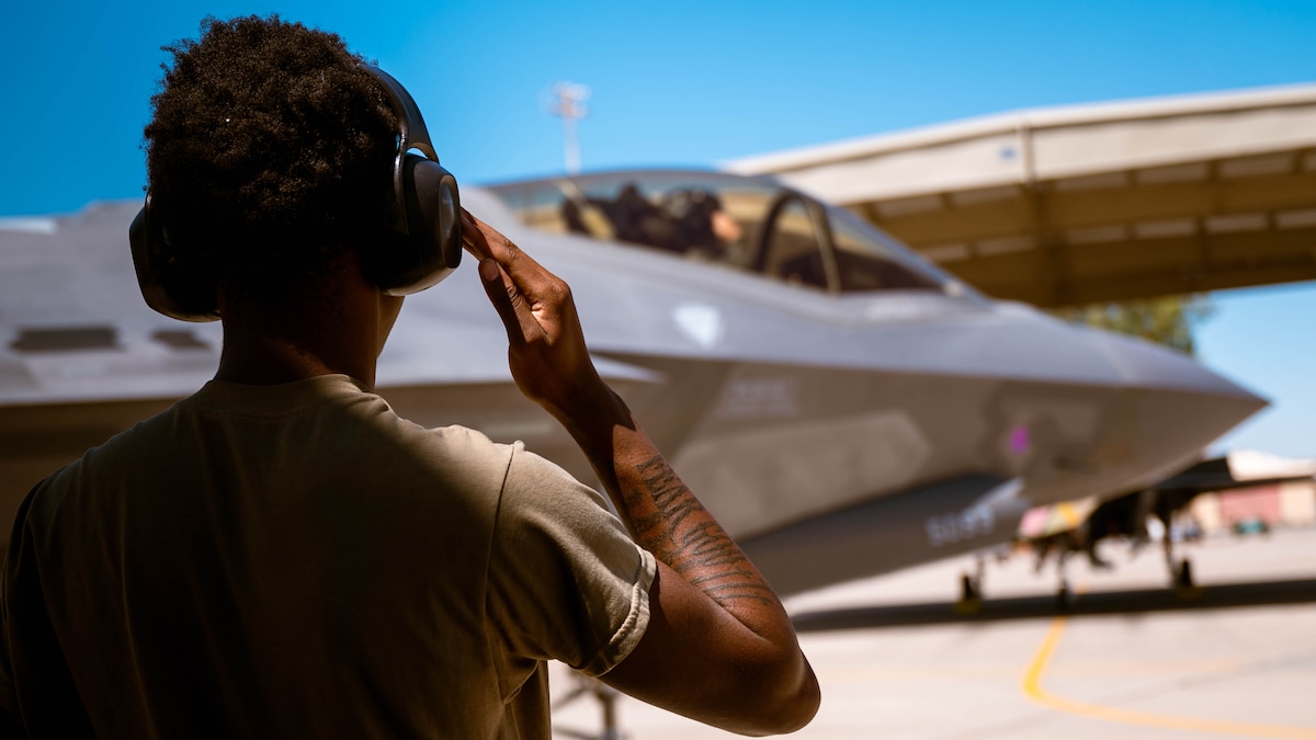 Luke AFB supports Air Guard F-35 Training