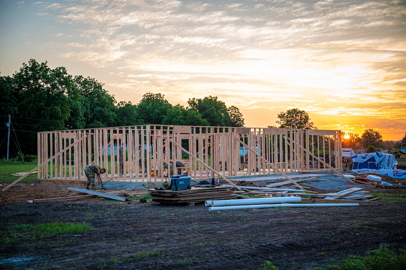 103rd Engineers help build houses for disabled native veterans