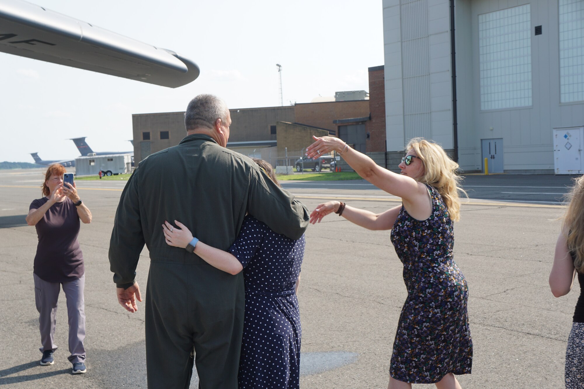 Greenwood gets sendoff with a splash
