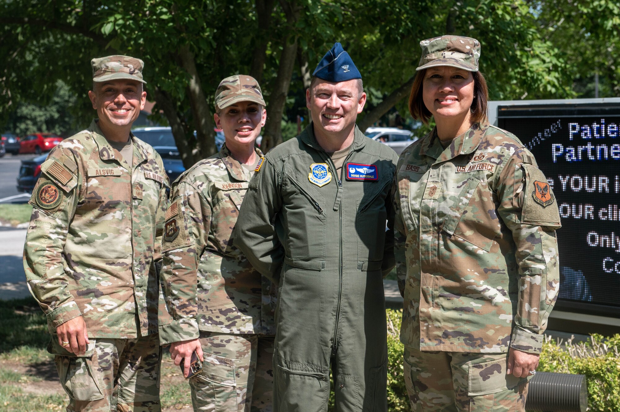 CMSAF takes photo with 375th MDG