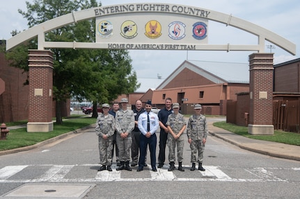 Virginia Wing Civil Air Patrol visits the VaANG