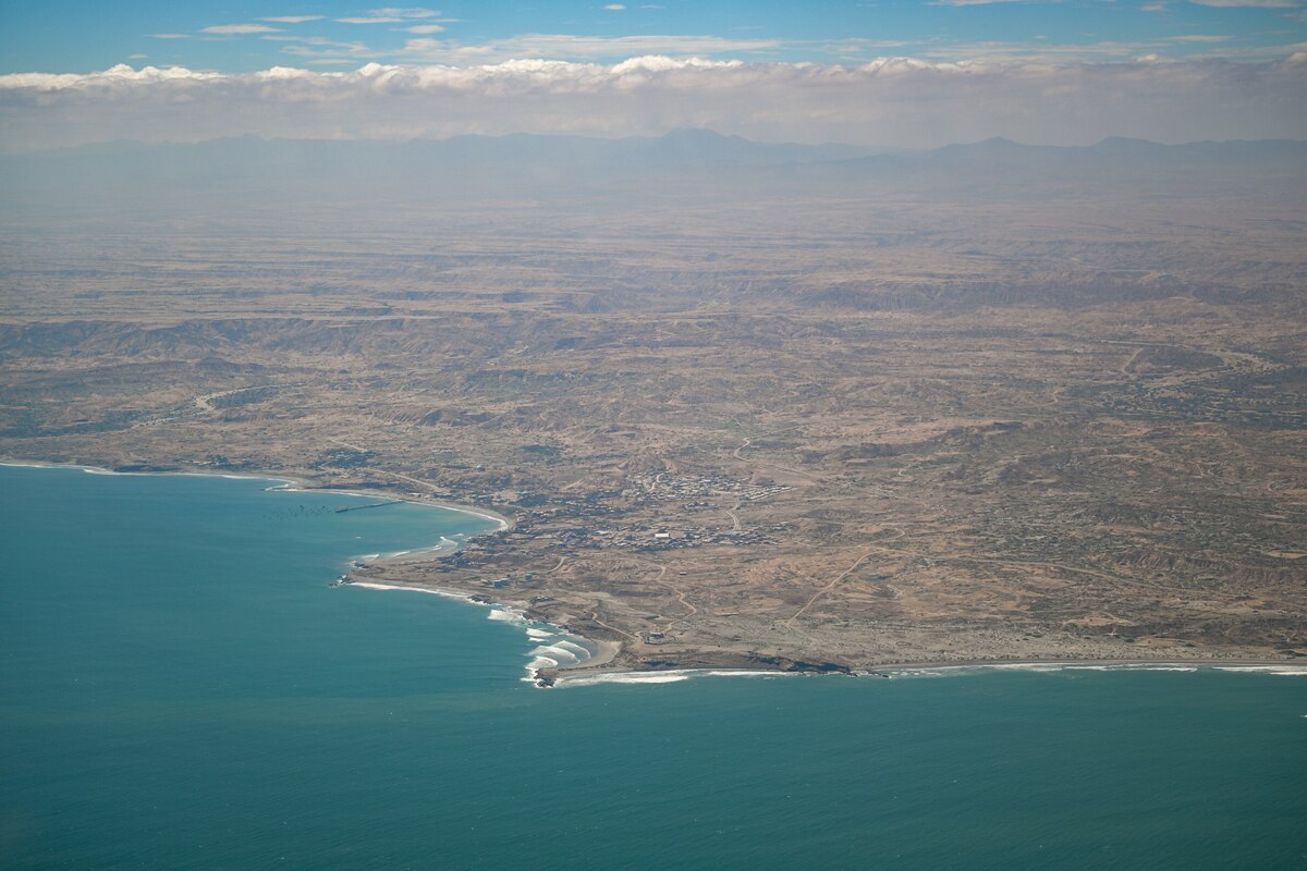 Photo of Peru coastline from C-17.
