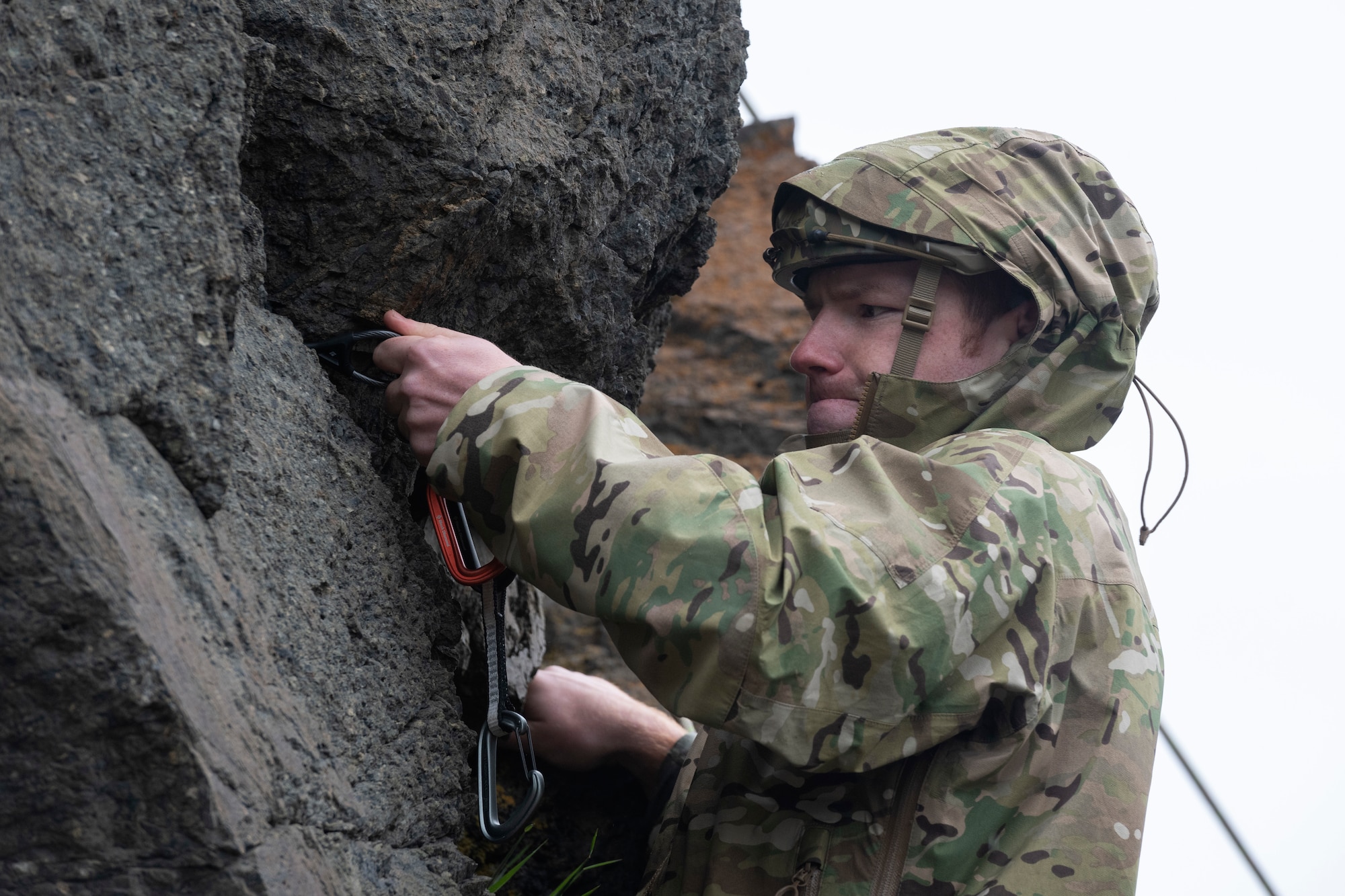 3rd ASOS special warfare Airmen hone mountaineering skills in Alaska