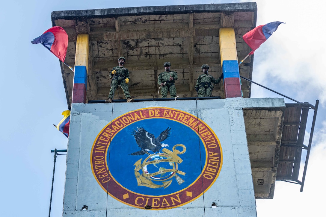 UNITAS 2023: Rappel Tower