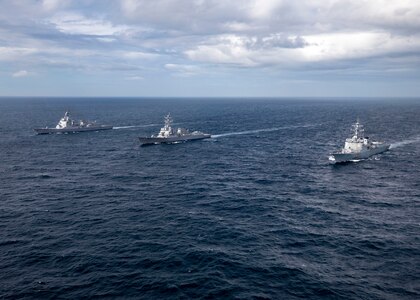 230716-N-CD453-1150 (July 16, 2023) Se Jong Daewang class destroyer ROKS Yul Gog Yi I (DDG 992) (right) of the Republic of Korea Navy and Maya class destroyer JS Maya (DDG 179) (left) of the Japan Maritime Self-Defense Force sail alongside Arleigh Burke-class guided-missile destroyer USS John Finn (DDG 113) (center) while conducting a trilateral ballistic missile defense exercise, July 16. John Finn is assigned to Commander, Task Force 71/Destroyer Squadron (DESRON) 15, the Navy’s largest forward-deployed DESRON and U.S. 7th Fleet’s principal surface force. (U.S. Navy photo by Mass Communication Specialist 2nd Class Samantha Oblander)