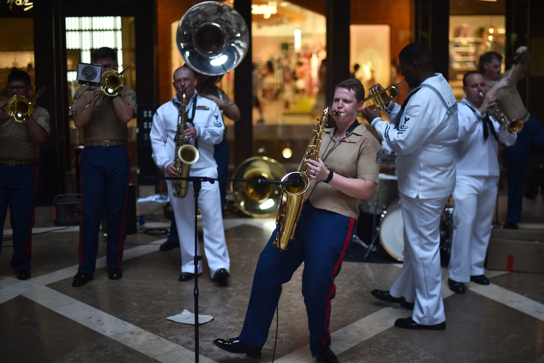 UNITAS 2023: Marine Forces Reserve Band performs with U.S. Fleet Forces ...