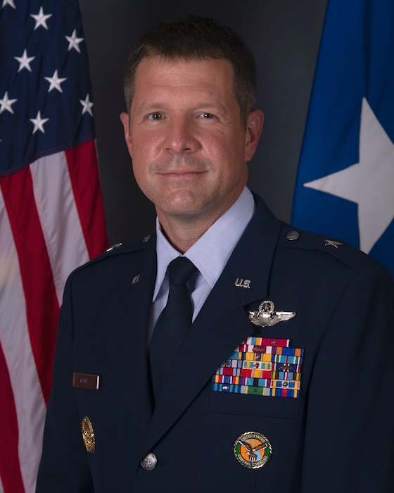 Official portrait of Brig. Gen. David Lopez.