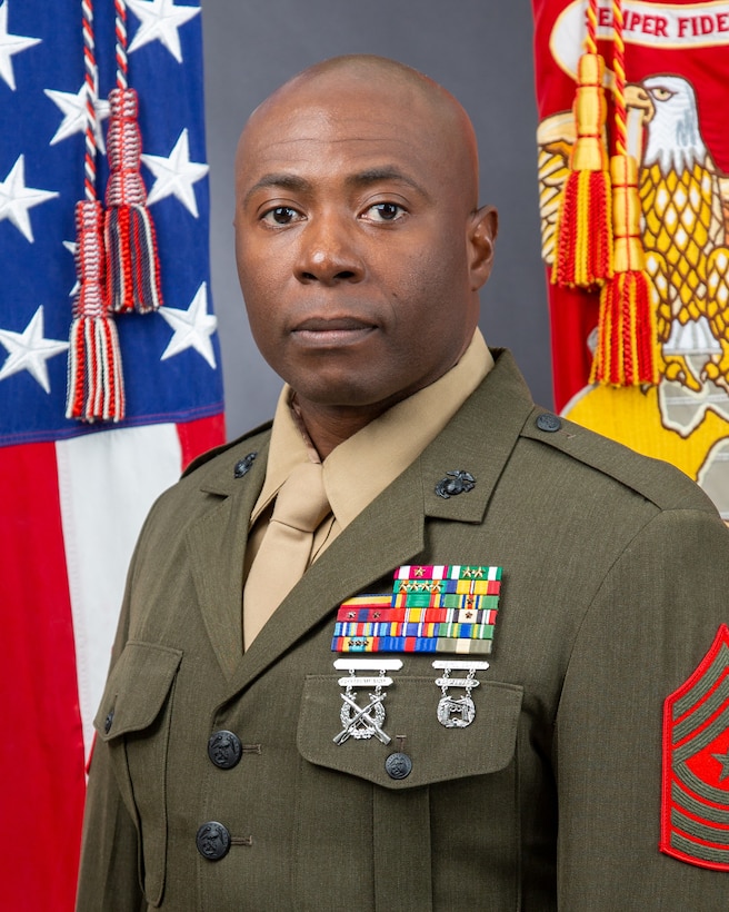 SgtMaj Daceus Command Photo