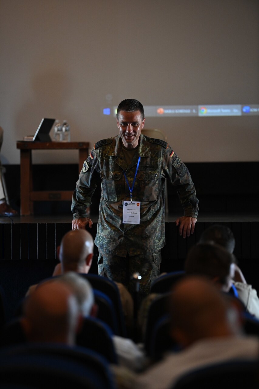 The Europe and Africa Senior Enlisted Leadership Symposium (EASELS), a three-day conference hosting military senior enlisted leaders (SEL) and national delegates from twenty-five nations, successfully concluded on July 14, 2023 in Rota, Spain.