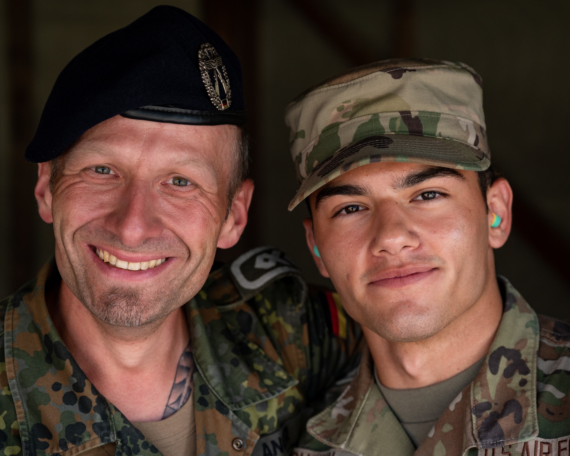 Military personnel Pose