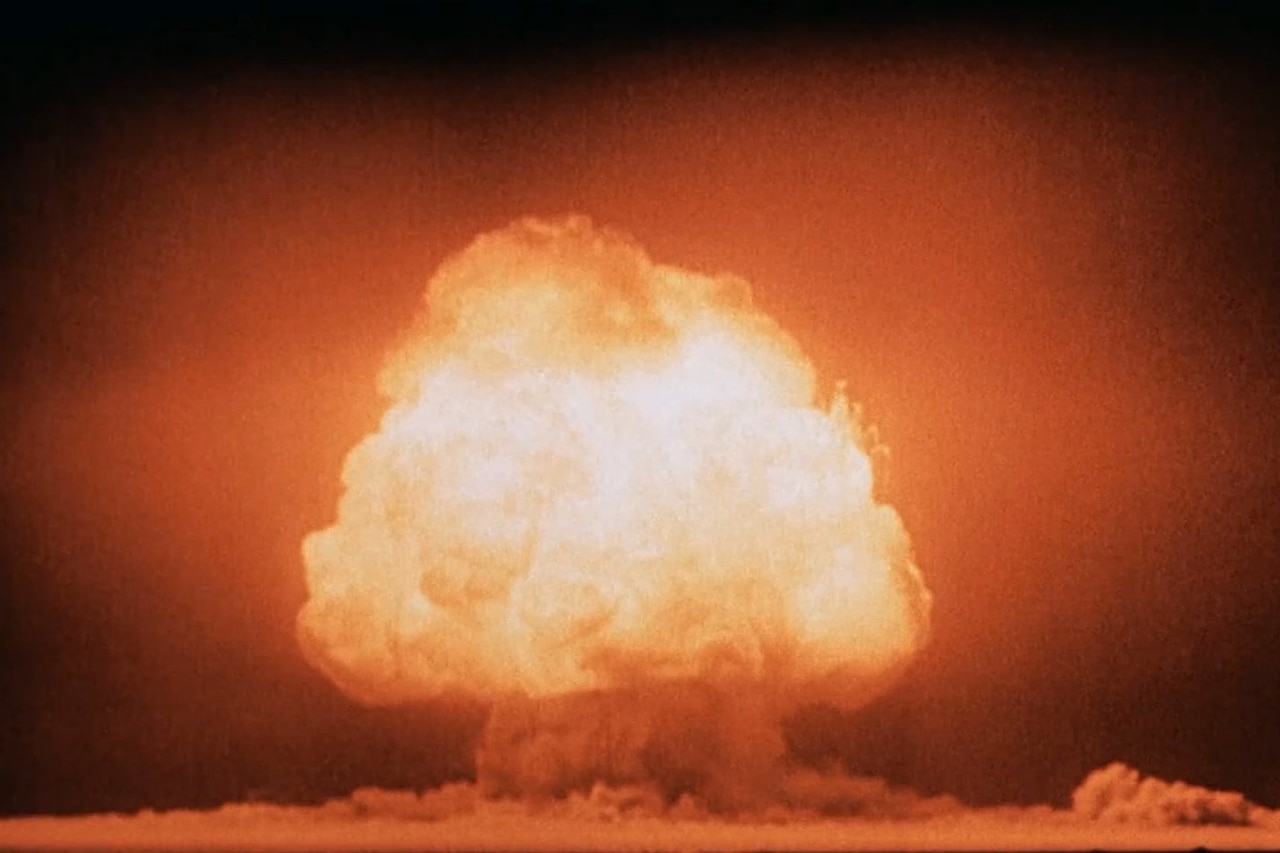 A historic photo shows a nuclear bomb exploding.