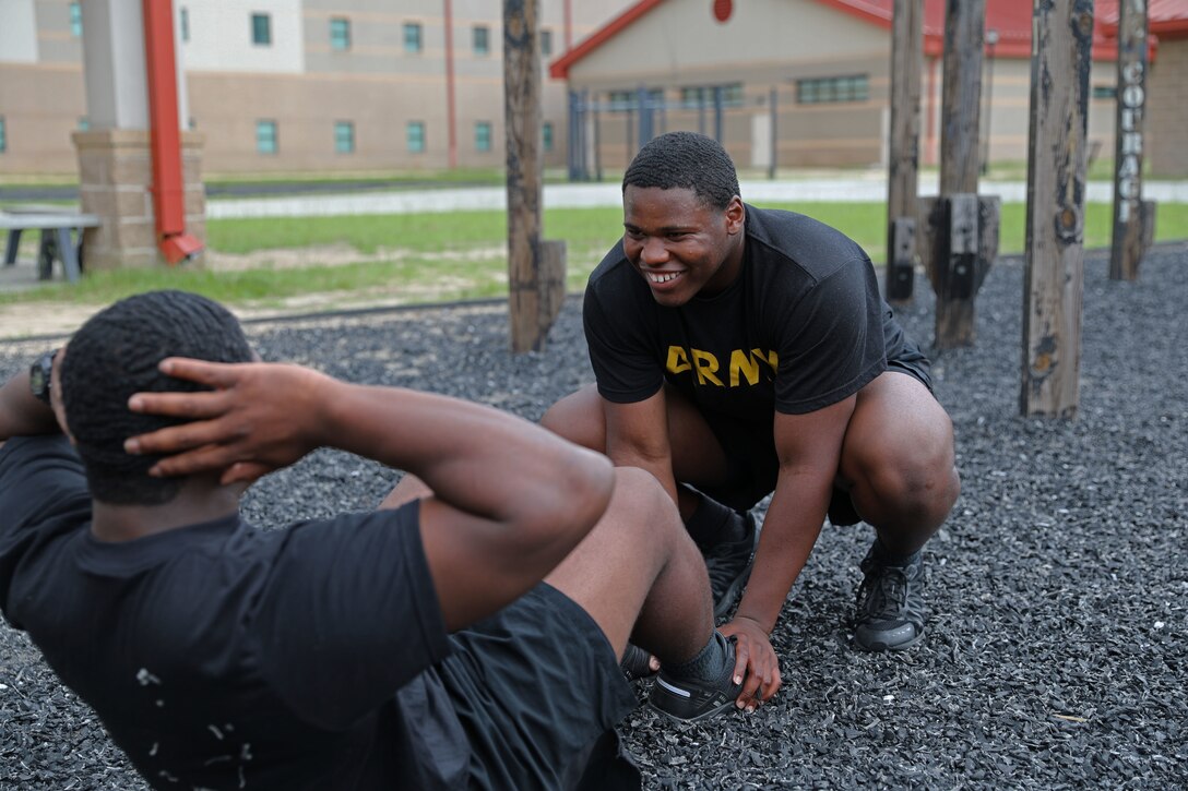 Brothers in arms: Two siblings enlist and train together