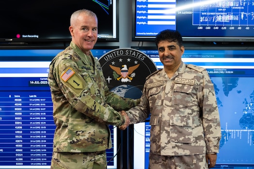  USSPACECOM Hosts Qatari Delegation