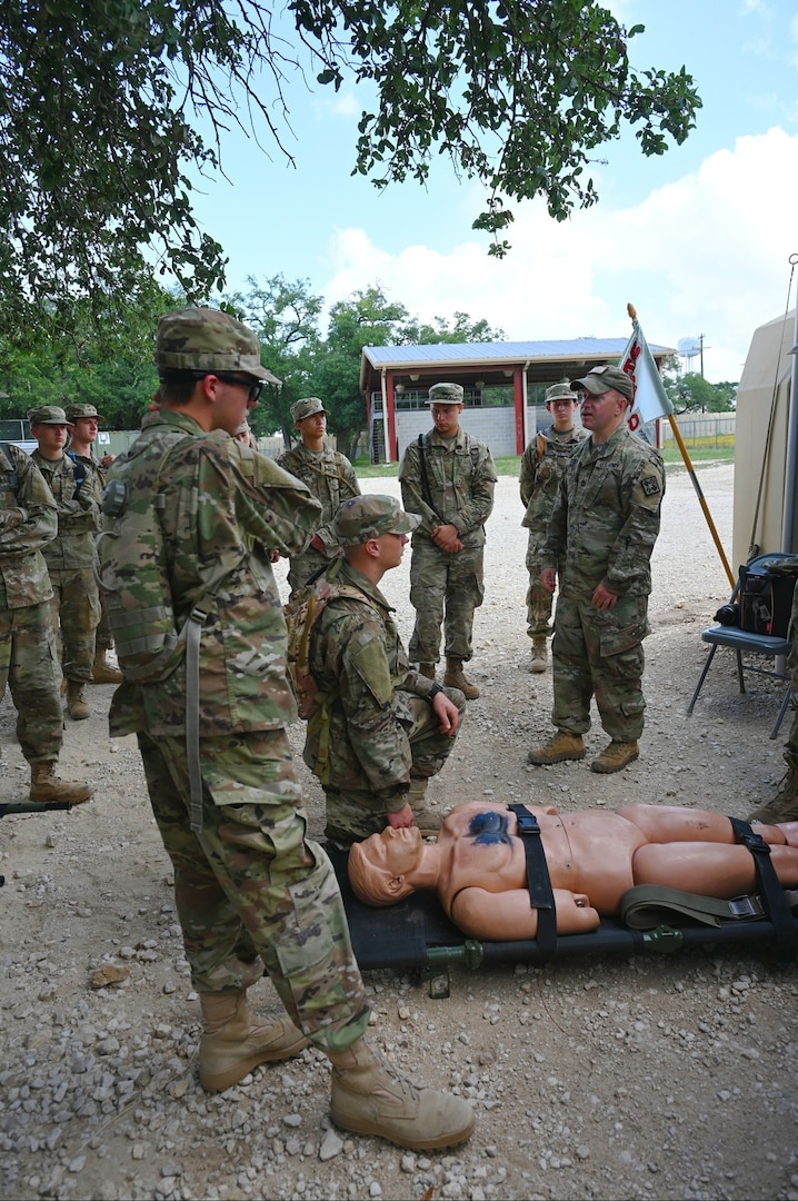 MEDCoE instructors, drill sergeants give cadets a glimpse of Army life