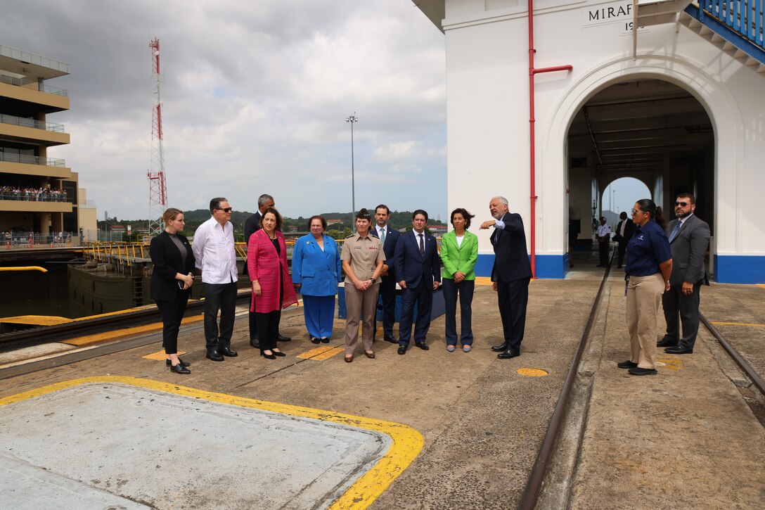 The commander of U.S. Southern Command, U.S. Army Gen. Laura Richardson, accompanies U.S. Secretary of Commerce, Hon. Gina Raimondo, during a visit to the Panama Canal and Miraflores locks.
