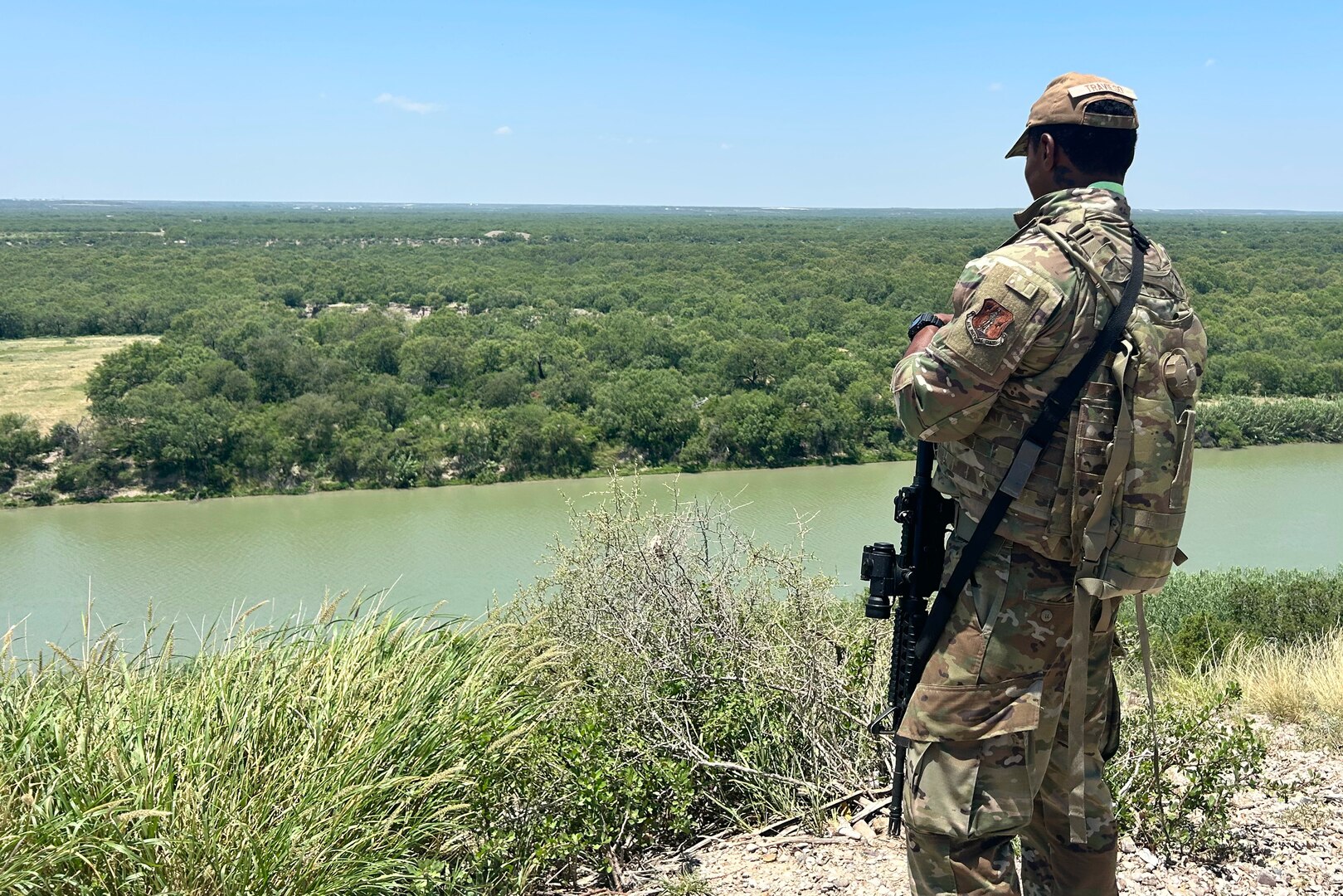 VNG Soldiers and Airmen complete first two weeks supporting Operation Lone Star in Texas