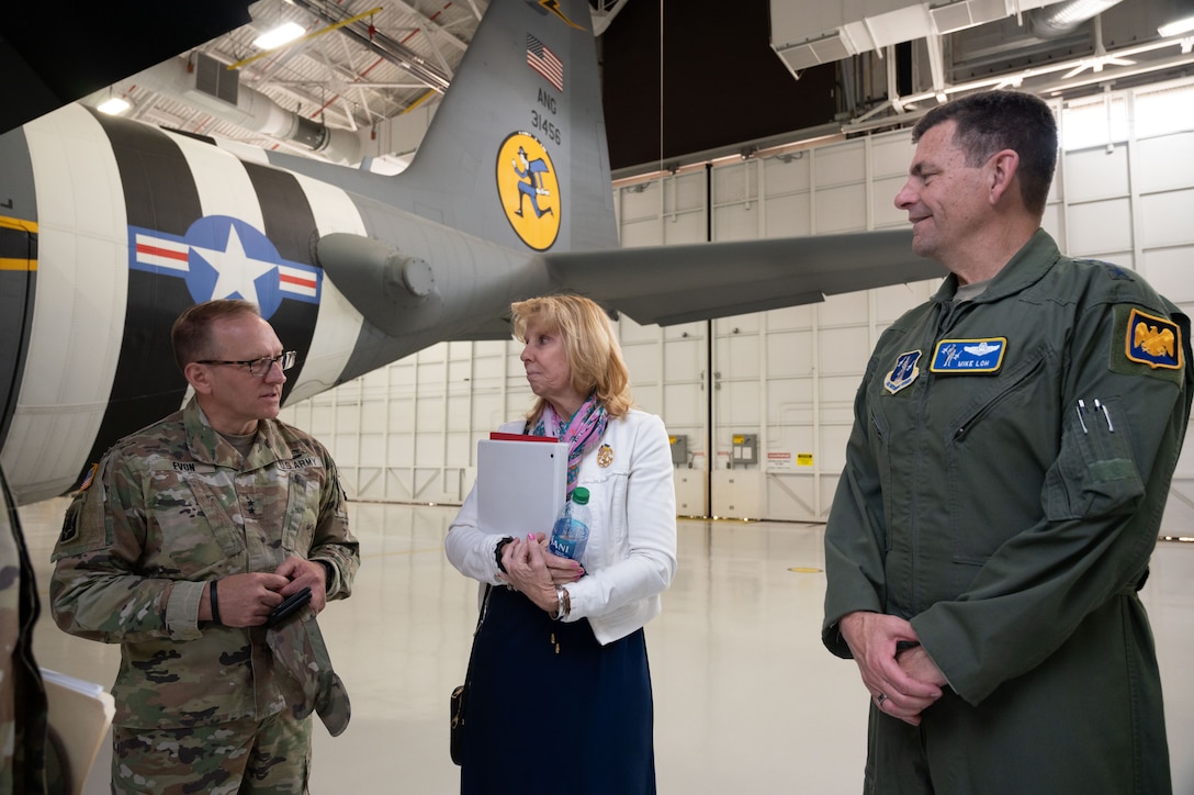 ANG Director visits Connecticut, underlines readiness