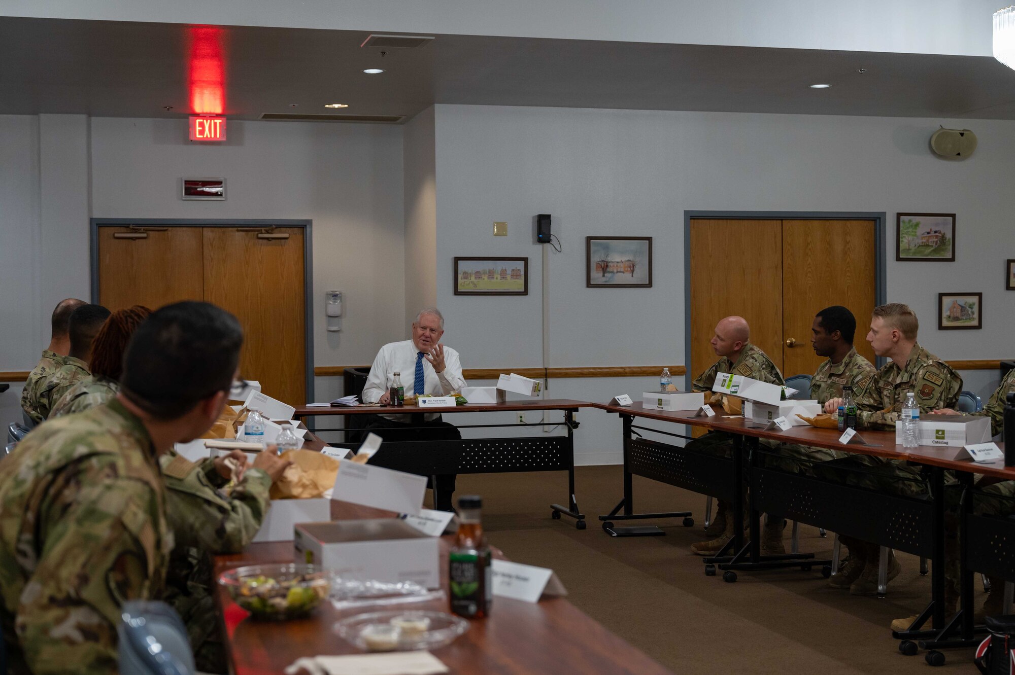 SECAF having lunch with airmen