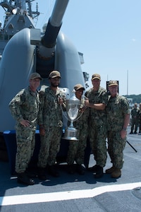USS The Sullivans wins 2022 Battenberg Cup