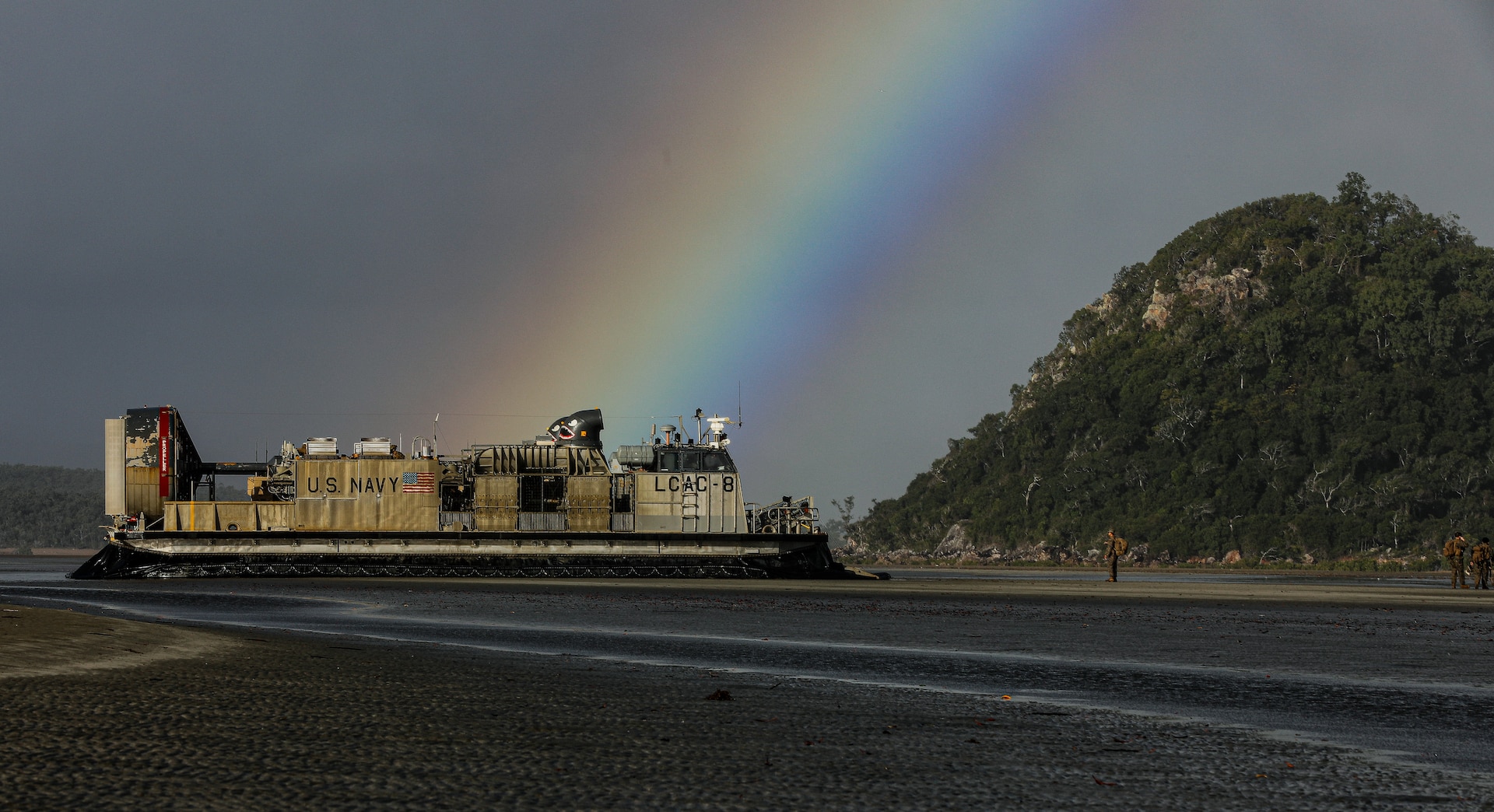 Sailors from USS New Orleans transported the 31st Marine Expeditionary Unit, German Army, and Japanese Self-Defense Forces Service Members ashore via landing craft air cushion operation as a part of Talisman Sabre 23 at Midge Point, Australia on July 25, 2023. Amphibious operations provide a Combined-Joint Force Commander the capability to rapidly project power ashore in support of crisis response at the desired time and location. The 31st Marine Expeditionary Unit is continuously forward-deployed and provides a flexible and lethal force ready to perform a wide range of military operations. (U.S. Army Photo by Staff Sgt. Jessica Elbouab)