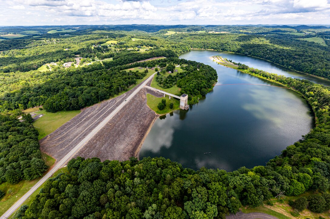 Helicopter flight over Pittsburgh District
