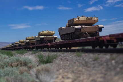 USAMMDA logisticians, Army Reserve Soldiers, Army logistics support capstone hospital conversion effort in Northern California’s high desert