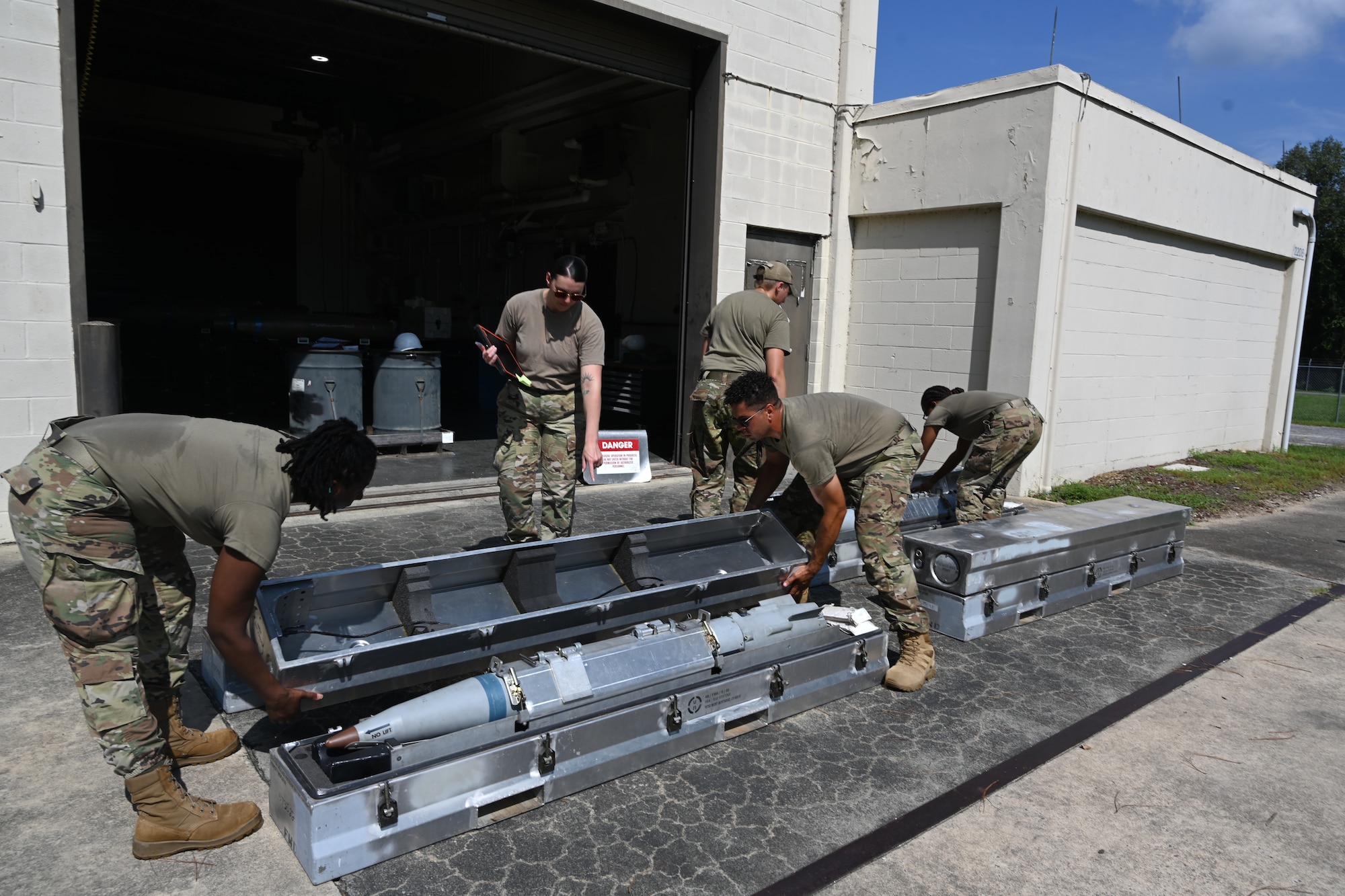 The event was part of their annual familiarization training on war fighting materials in order to meet Air Force total force integration objectives. (U.S. Air Force photo by Senior Airman Kylie Barrow)