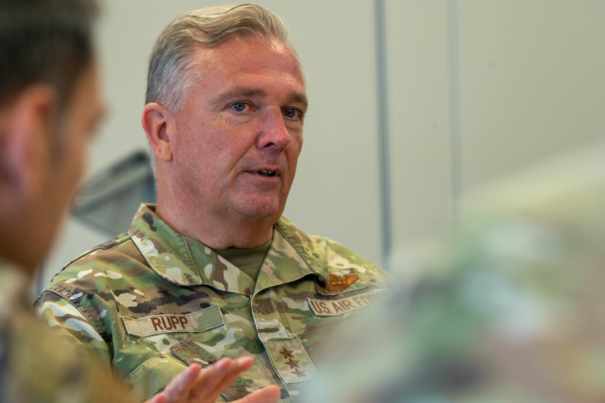 USFJ, 5 AF commander assesses quality of life at Yokota > 5th Air Force
