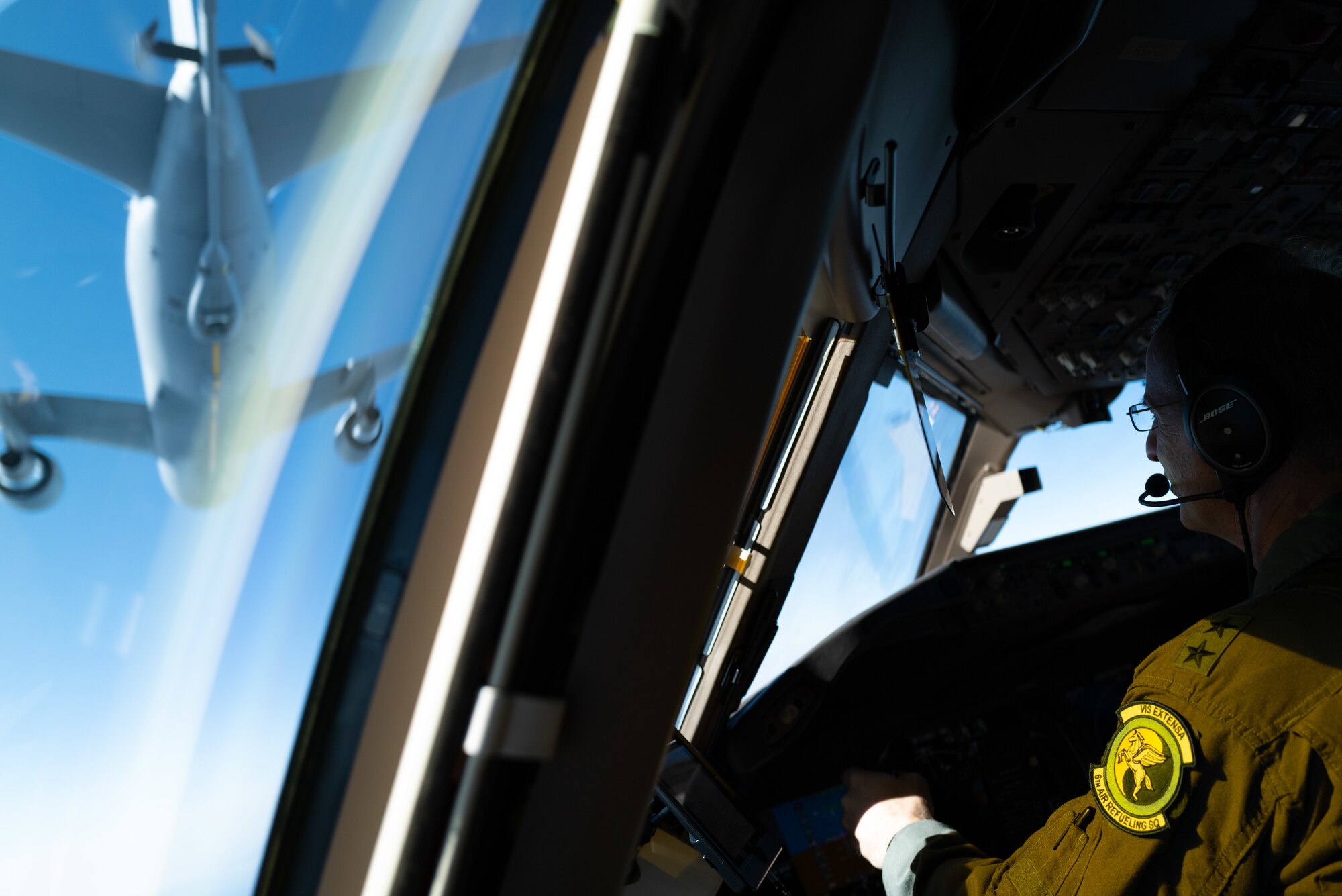 a general flying an aircraft