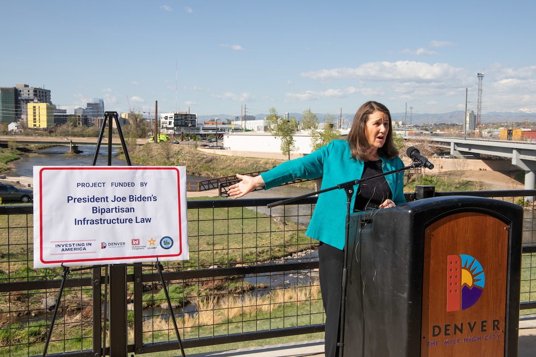 Congresswoman Diana DeGette addresses the crowd at the South Platt River Tributary Waterway Restoration Project Partnership Agreement signing in Denver, Col.