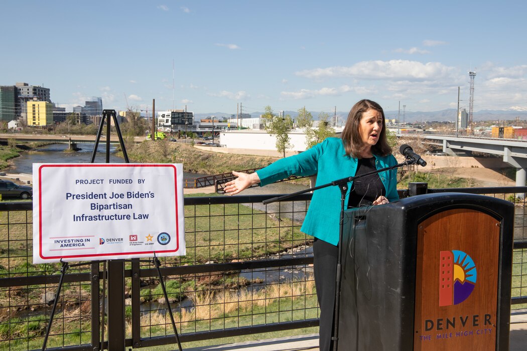 Congresswoman Diana DeGette addresses the crowd at the South Platt River Tributary Waterway Restoration Project Partnership Agreement signing in Denver, Col.