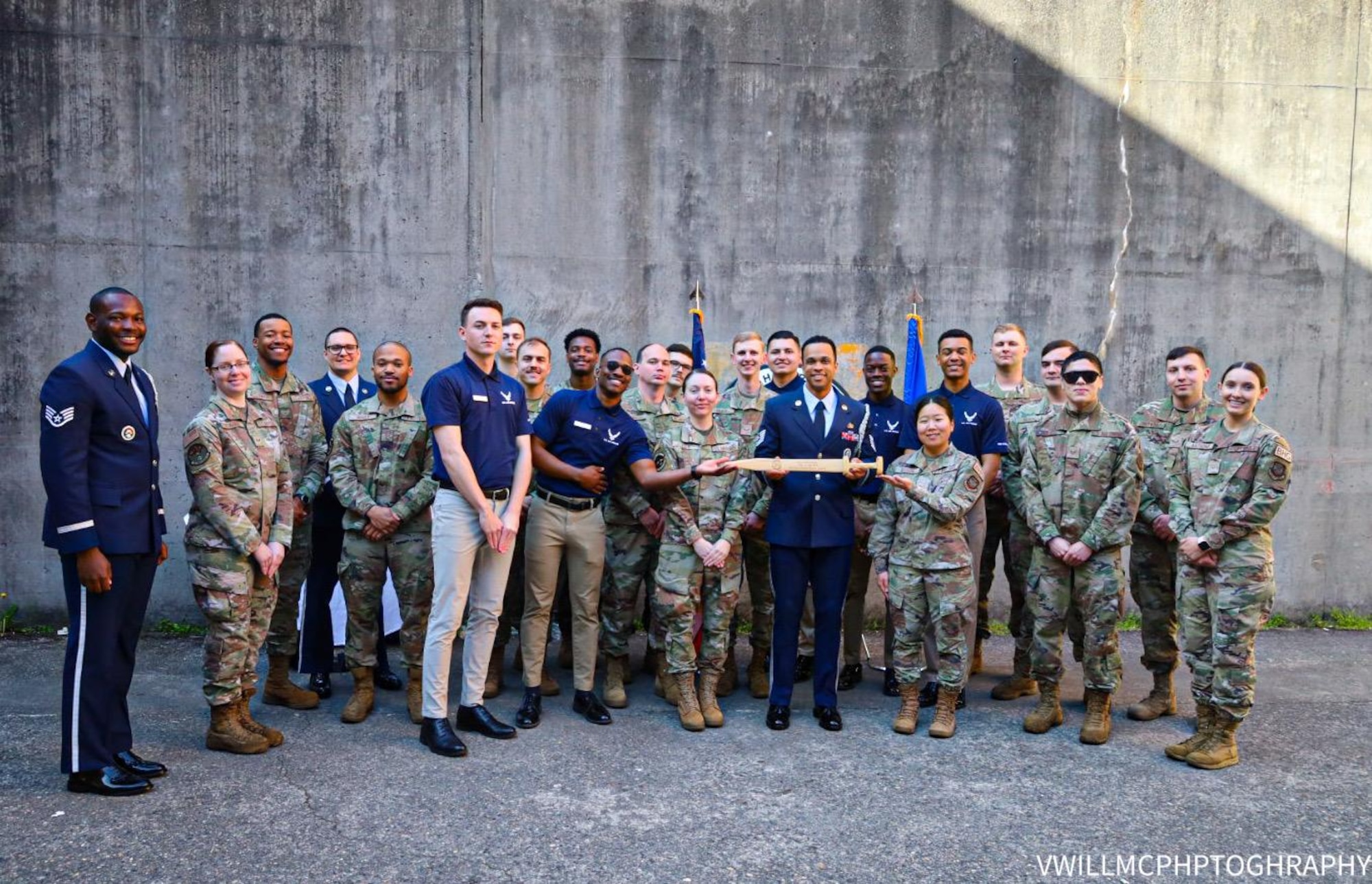 U.S. Air Force Guardsmen from the McChord Field Honor Guard, Joint Base Lewis-McChord, Washington.(U.S. Air Force Courtesy Photo)