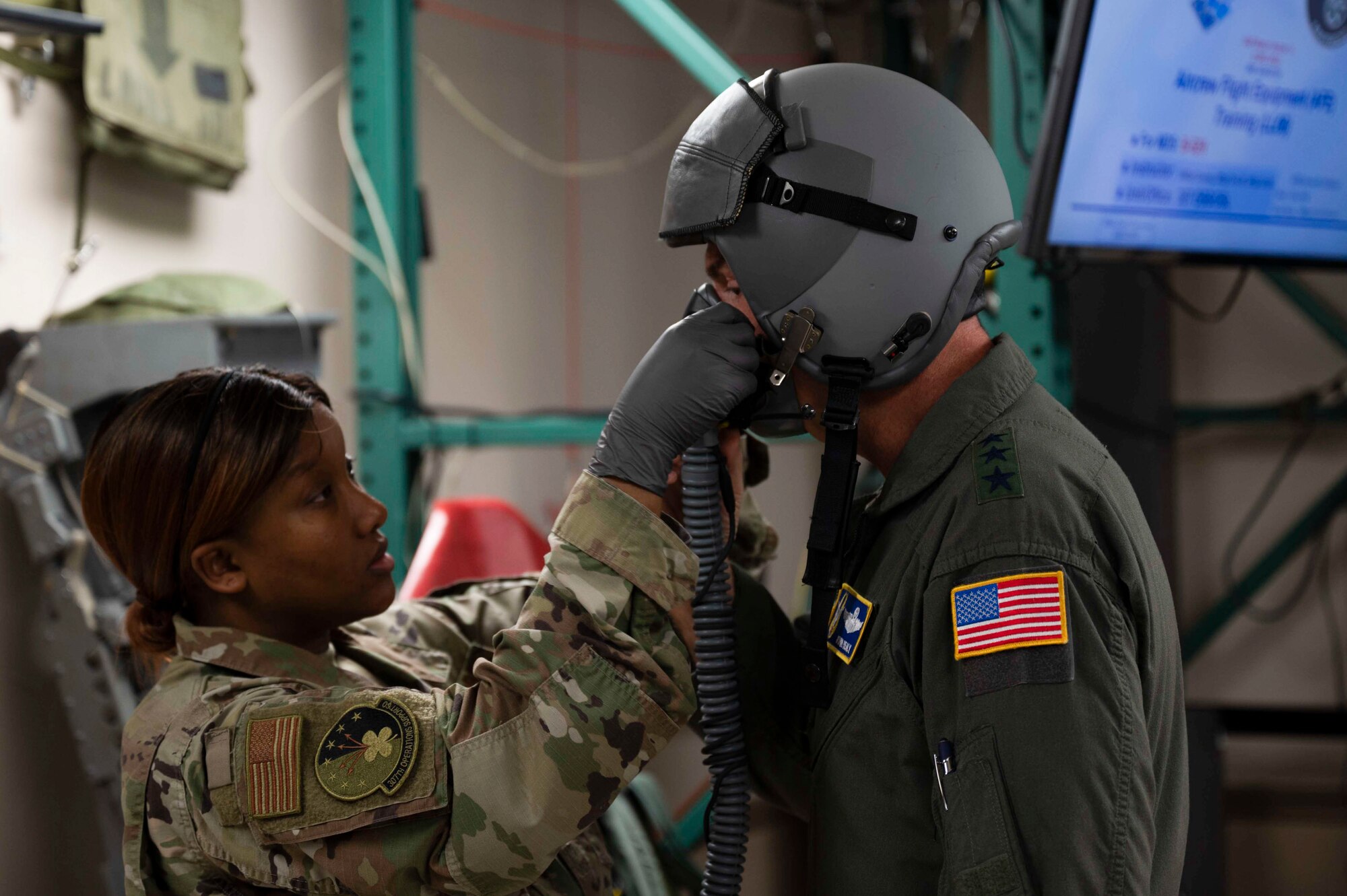 Photo of AFRC leadership visiting 307th Bomb Wing