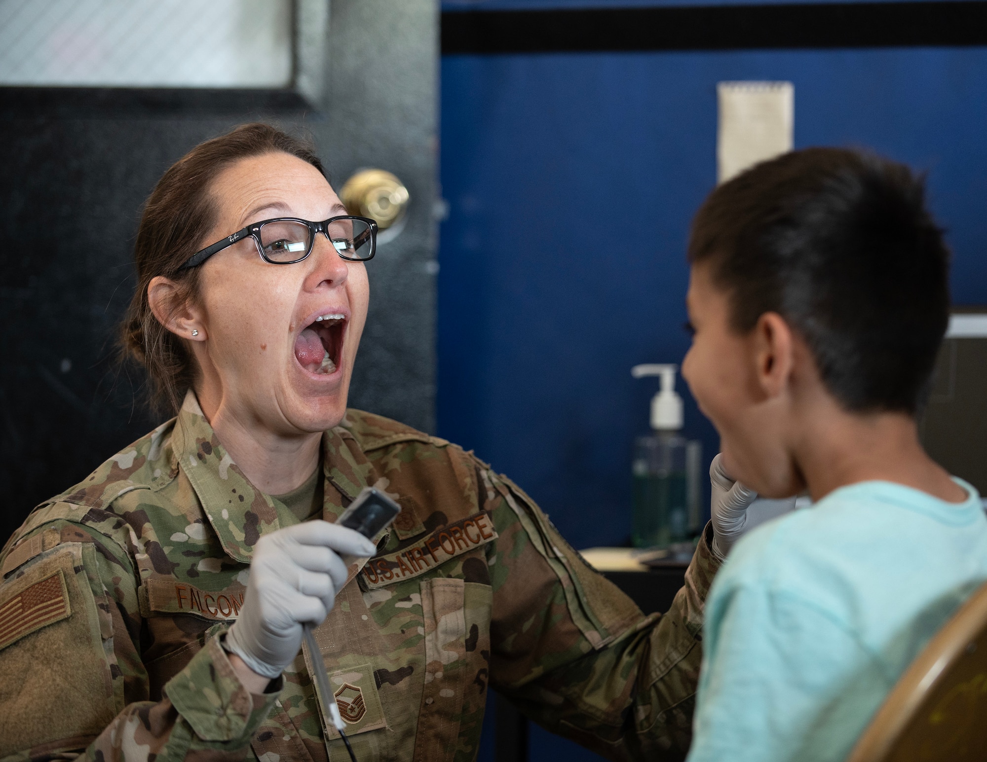 Approximately 100 Soldiers and Airmen from the Arizona, Idaho, Minnesota, and Nevada National Guards are providing care for local residents May 22-24 as part of Operation Nimiipuu Health. Operation Nimiipuu Health is an Office of Secretary of Defense Reserve Affairs-sponsored, Army National Guard-led, multi-service training event. As part of the Innovative Readiness Training program, the event is designed to improve service member readiness while providing key services to American communities. The IRT event kicked off last week in Lapwai, Idaho, and operated there through May 18 before arriving at Owyhee.