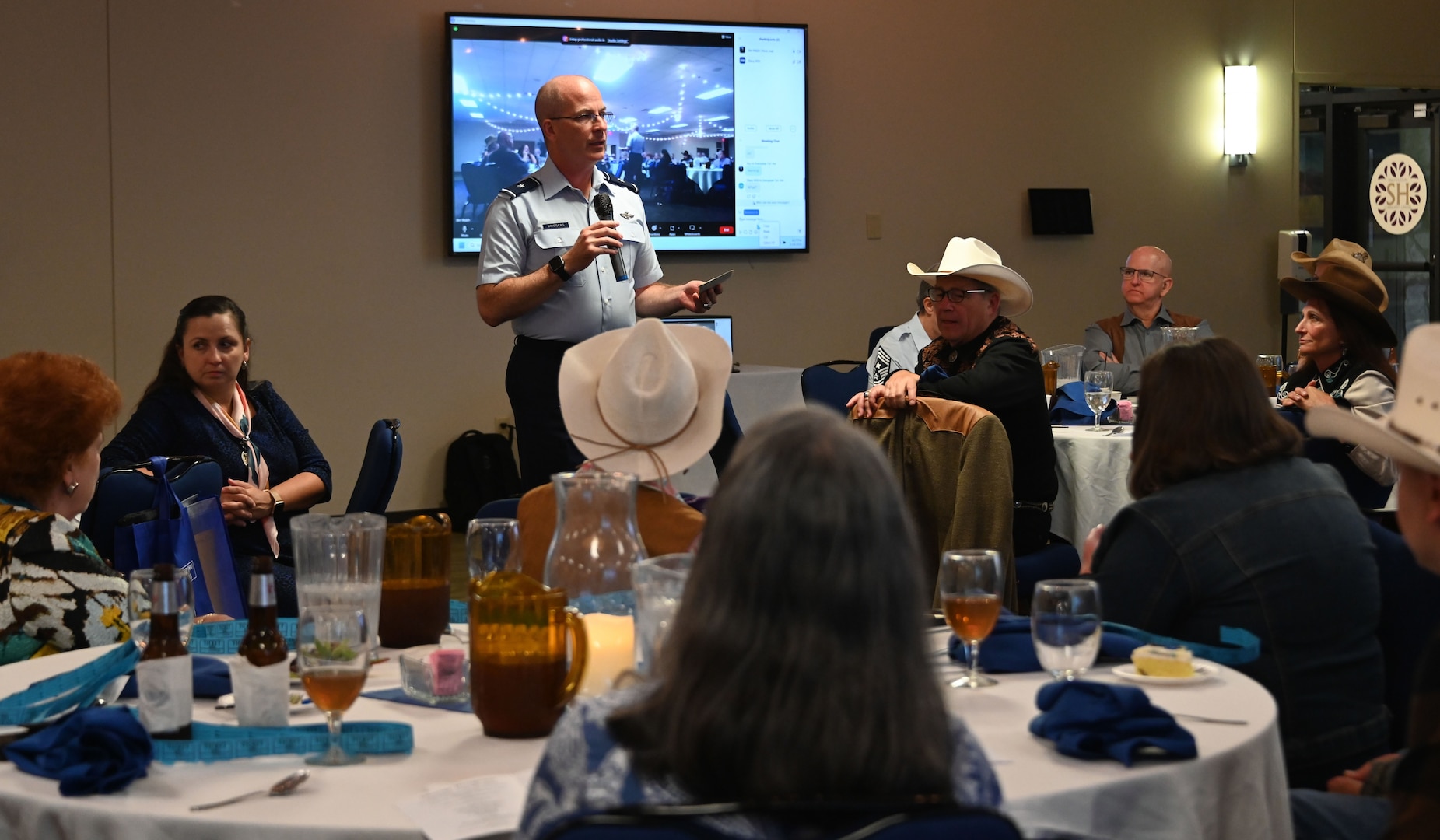 Joint Base San Antonio welcomes 307th Bombardment Group Association reunion