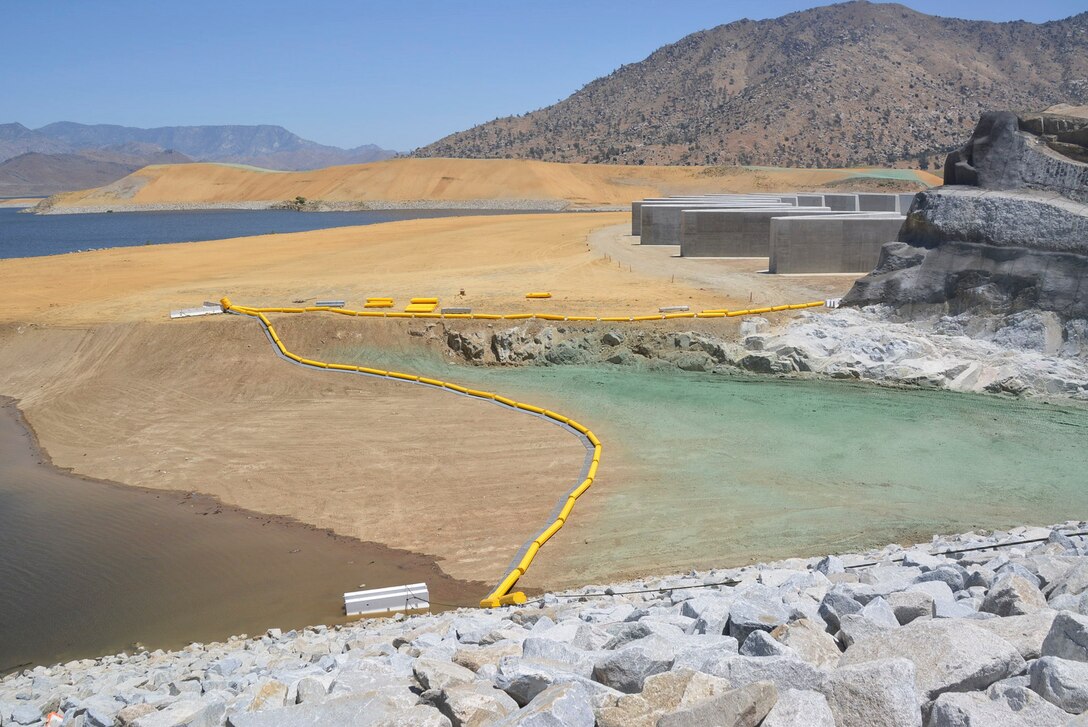 Isabella Lake Debris Boom
