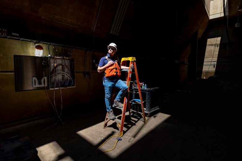 Construction project at Monongahela River Locks and Dam 4