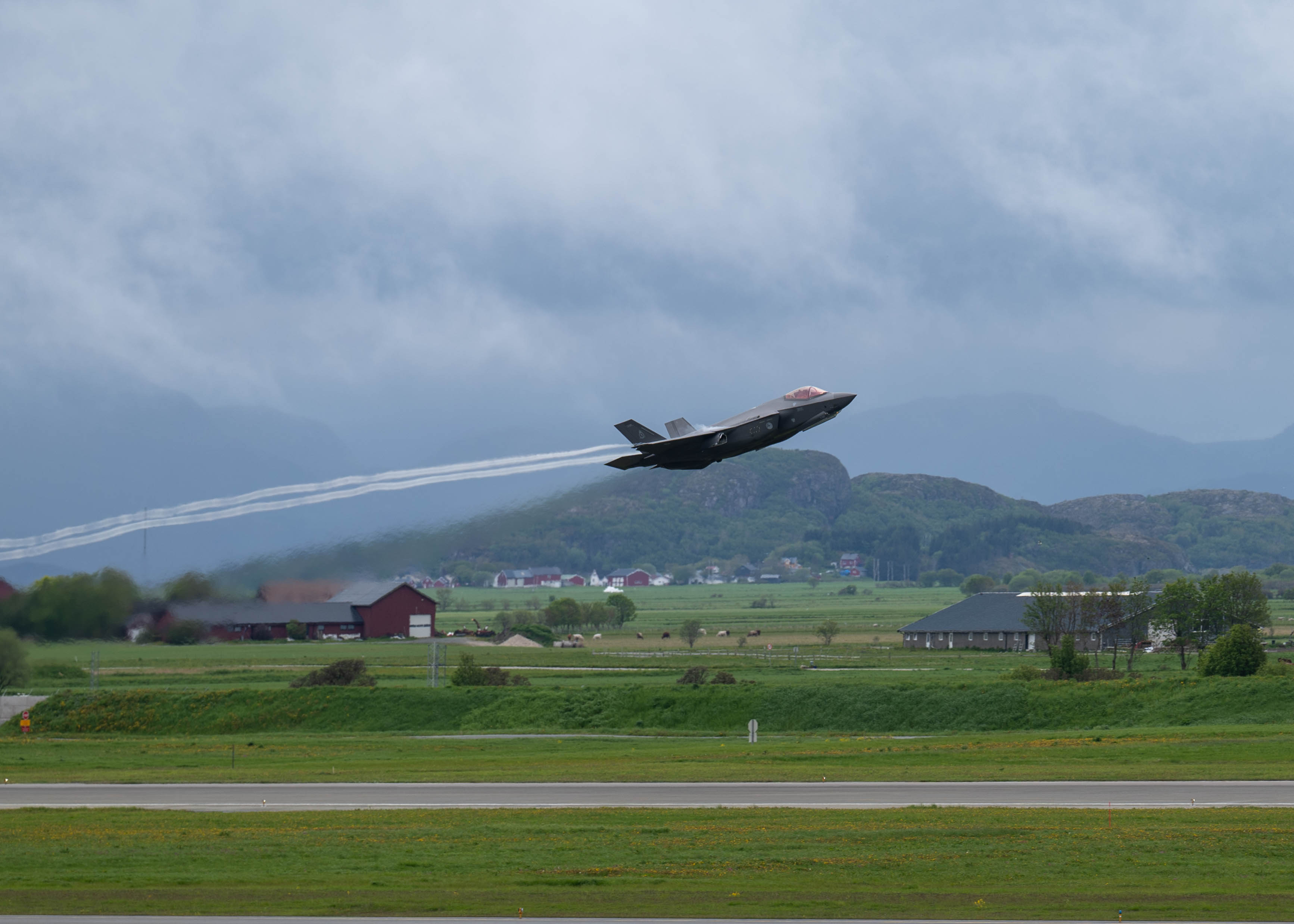 フィッシングエアボート Arctic Challenge 2023: Nordic defense requires the F-35's advanced
