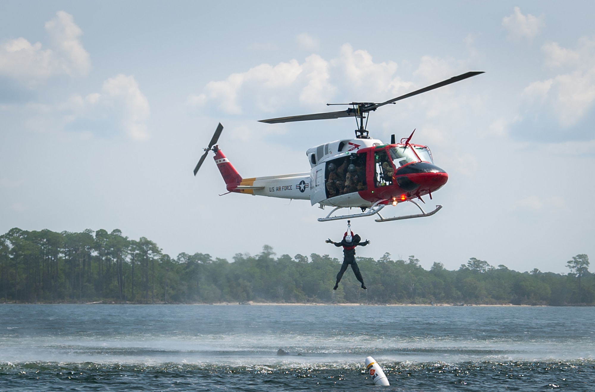 Pilots undergo water survival training